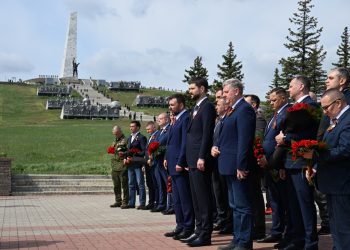 Денис Пушилин принял участие в торжествах на Саур-Могиле в честь 80-летия Победы в Великой Отечественной войне