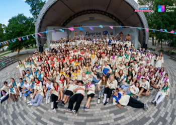 Школьников ДНР приглашают к участию в спецпроекте «Всегда готов!»