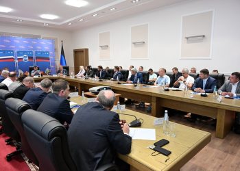 Денис Пушилин принял участие в собрании Конфедерации промышленников и предпринимателей Донбасса