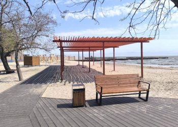 Завершается благоустройство мариупольской набережной