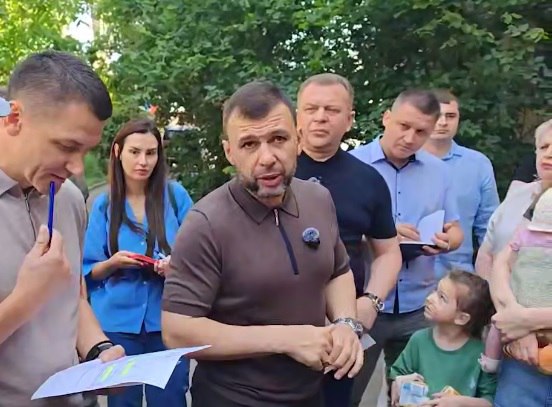 Денис Пушилин встретился с жителями Киевского района Донецка