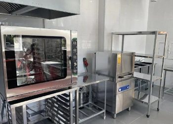 Модернизировано оборудование в столовых 900 детсадов и школ