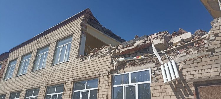 Возбуждено уголовное дело по факту обрушения части здания школы