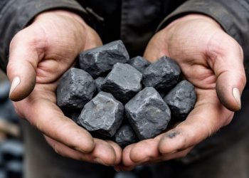 Важно дать шахтерам Донбасса возможность работать и достойно зарабатывать – Глава ДНР