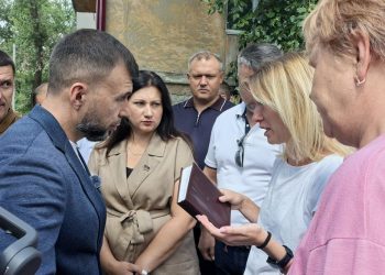 Денис Пушилин встретился с жителями Ленинского района Донецка