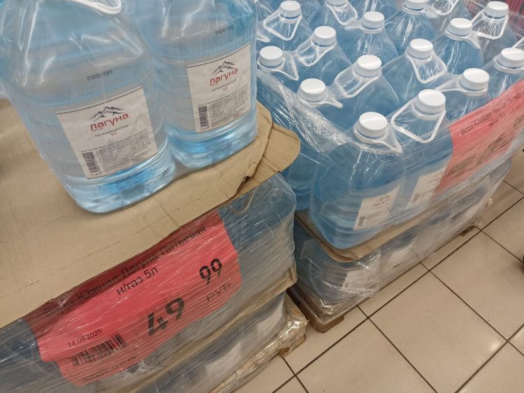 В 172 магазинах республики продается вода по социальной цене