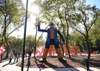 Глава ДНР проинспектировал готовность донецкого парка «Гулливер» к открытию