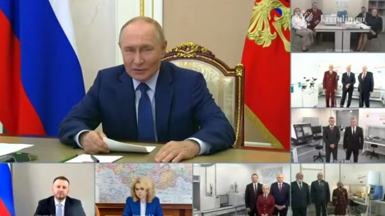Президент России ввел в эксплуатацию объекты санэпиднадзора в Мариуполе и Волновахе