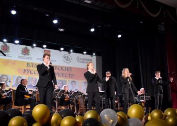Владимирский оркестр выступил в Кировском