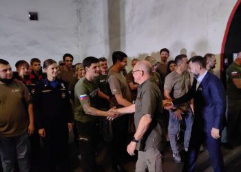 Денис Пушилин и Сергей Кириенко встретились с волонтерами