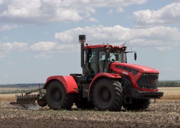 В ДНР продолжается уборка масличных культур