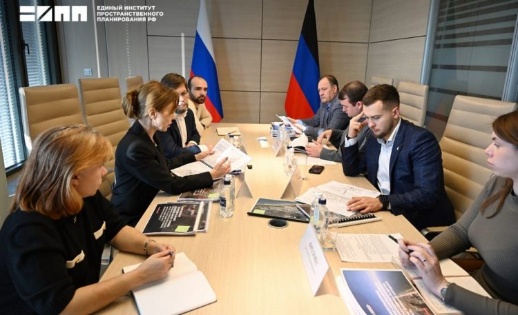 В Донецке обсудили развитие туризма на территории республики