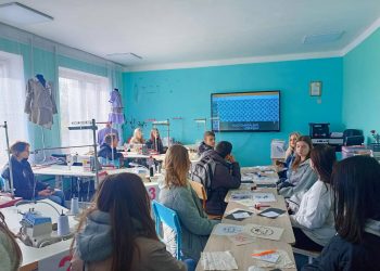 Порядка 350 тысяч жителей республики приняли участие в акции «Учиться в Донбассе»