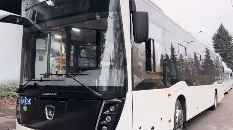 В республику прибыла партия новых автобусов