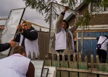 Добровольцы, работающие в трудных и опасных условиях, получили правовую поддержку