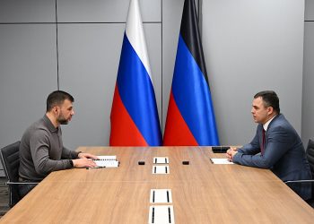 Медицинская помощь должна быть доступной и качественной – Глава ДНР