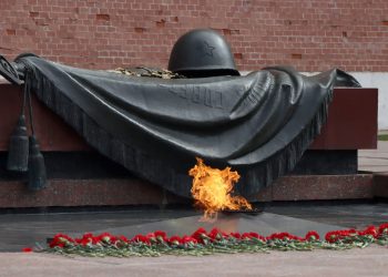 Дело защиты родной земли продолжают наследники победителей – Наталья Никонорова