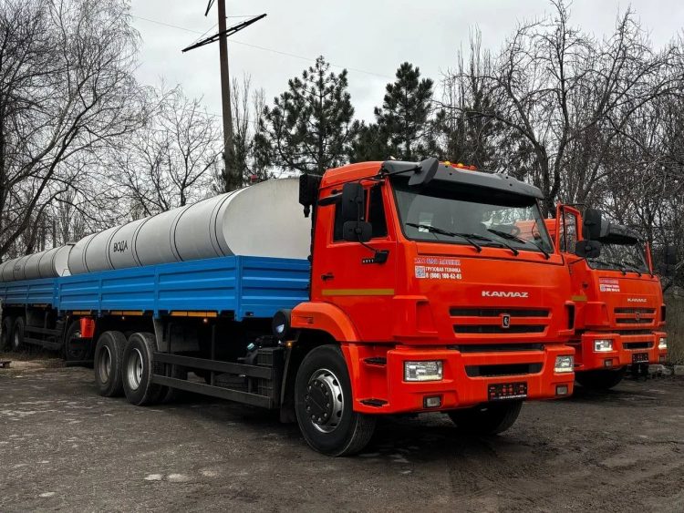 Закуплены дополнительные водовозы