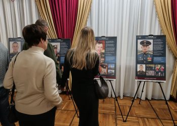 В Донецке проходит выставка «Я знаю правду о войне»