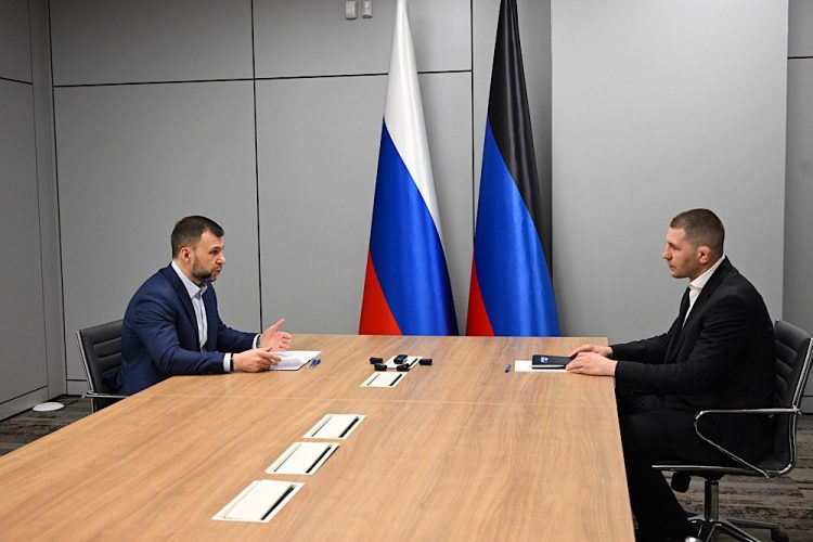 Глава ДНР дал ряд поручений по развитию спорта и туризма