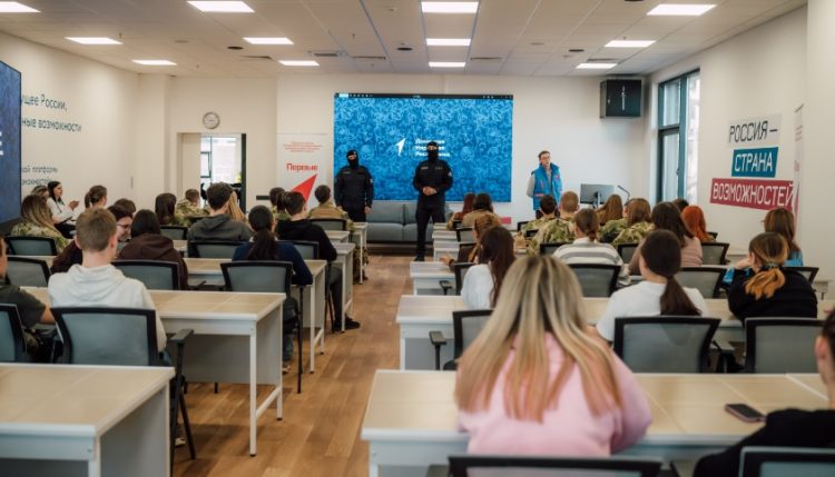Росгвардия провела для студентов патриотический форум