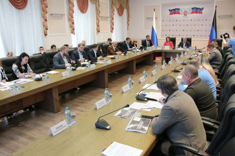 ‎В столице ДНР обсудили схему территориального планирования республики