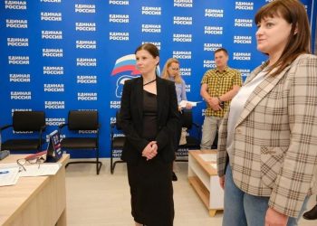 Ирина Куксенкова осмотрела объекты восстановления в Макеевке