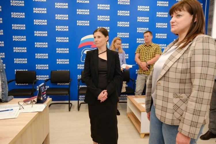 Ирина Куксенкова осмотрела объекты восстановления в Макеевке