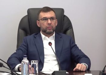 На оперативном совещании обсудили завершение посевной и приобретение сельхозтехники