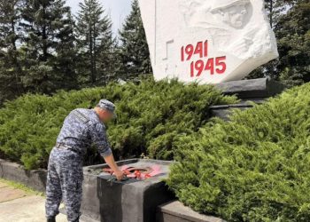 Росгвардейцы почтили память погибших в Великой Отечественной войне