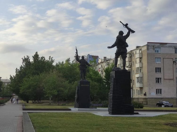 Глава ДНР поздравил защитников Отечества с Днем ветеранов боевых действий