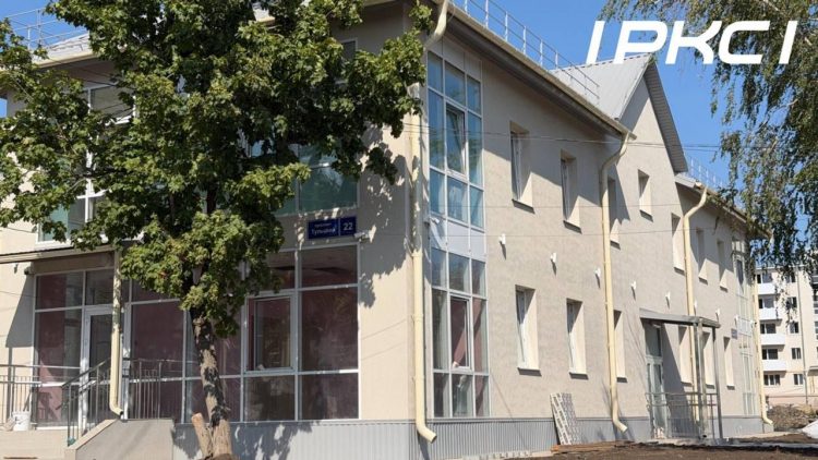 В Мариуполе восстанавливают ДК «Строителей»