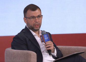 Для меня служение – это способность ежедневно принимать решения, исходя из интересов людей и государства – Денис Пушилин